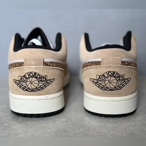 Air Jordan 1 Low SE Hemp - Picture 7 of 10